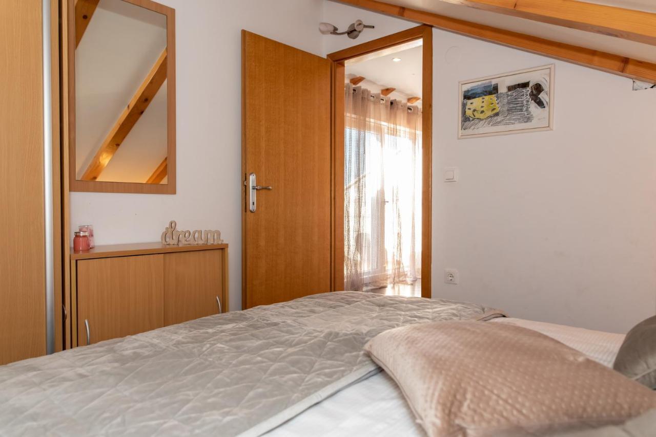 Sutalo Apartment *